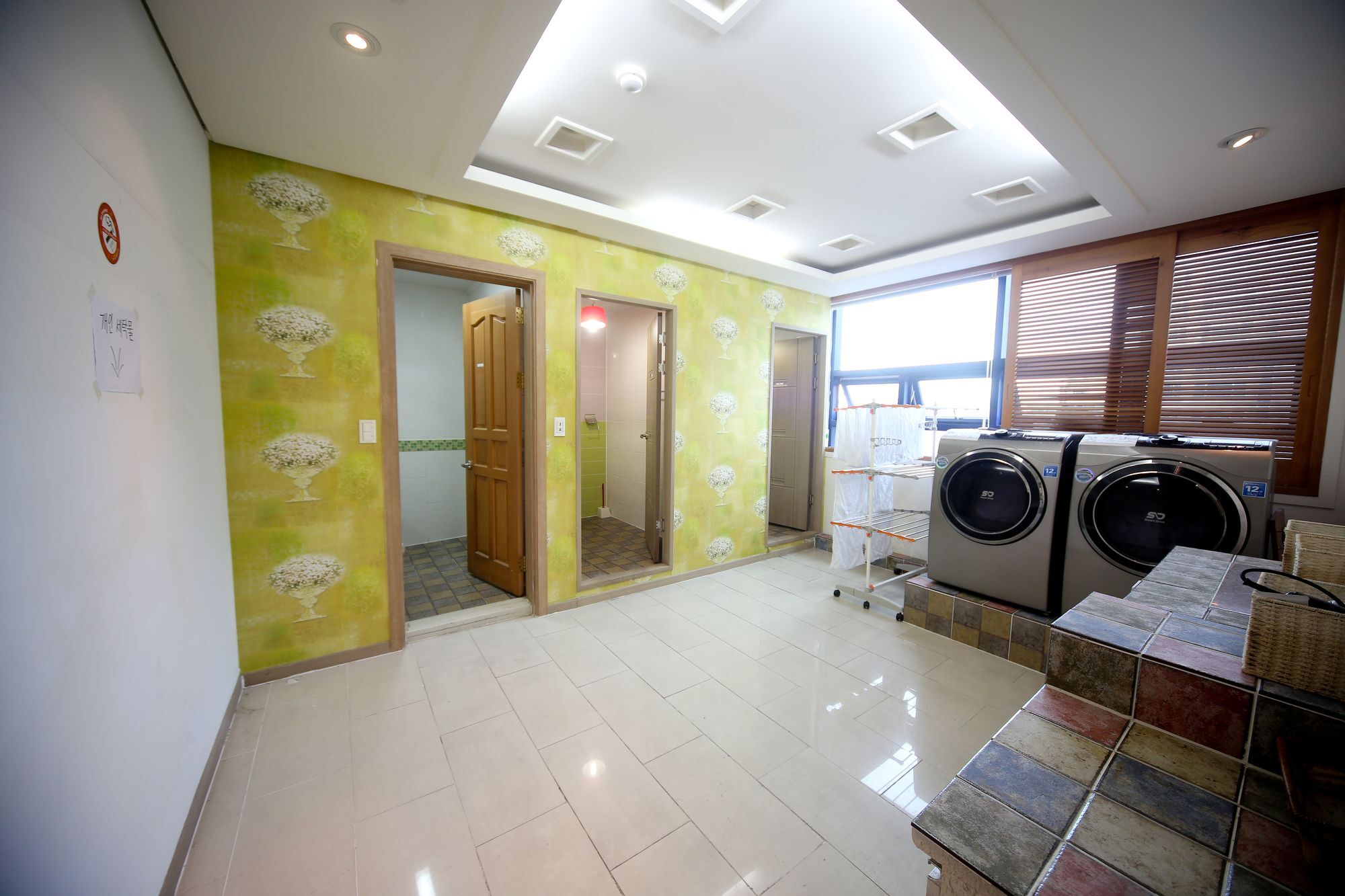 Ganse Guesthouse Jeju Bagian luar foto